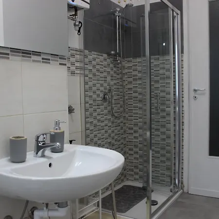 Casa Di Tia - 75mq In Center Apartment